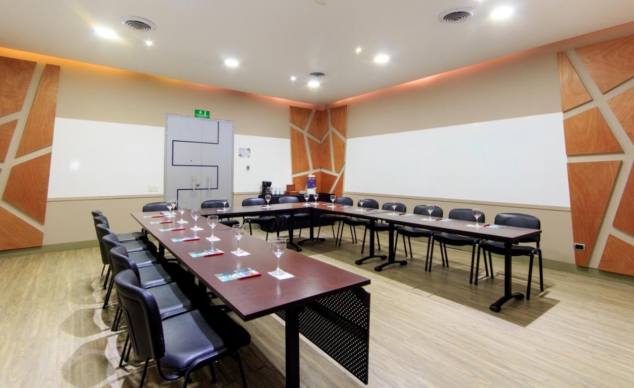 Hotel Factory Green Богота Екстериор снимка
