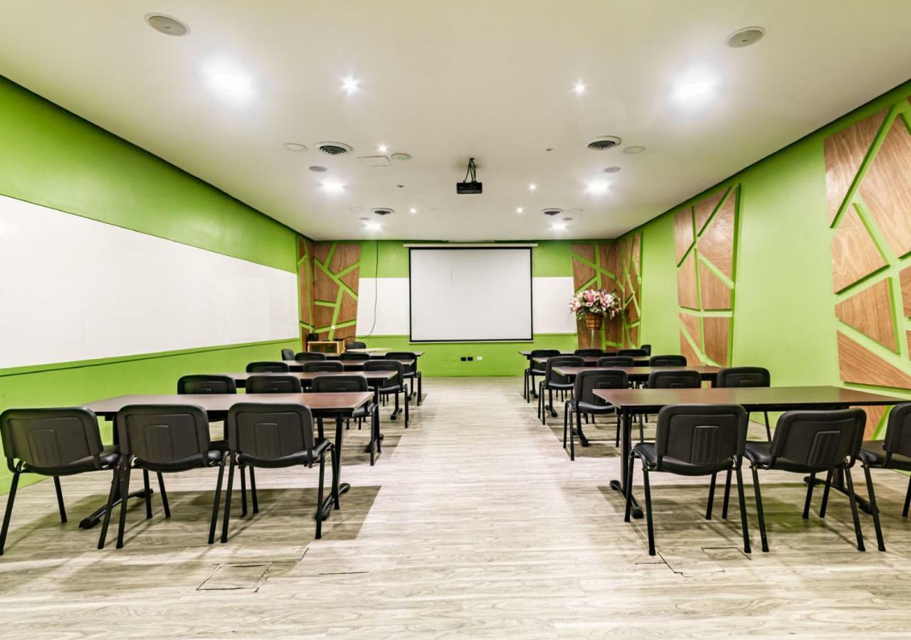 Hotel Factory Green Богота Екстериор снимка